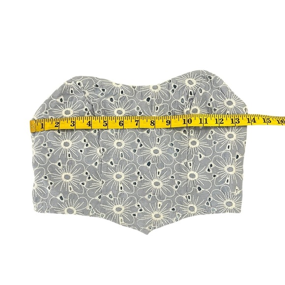 Blue and white cropped strapless top white eyelet lace design. Summer staple! - Picture 3 of 4